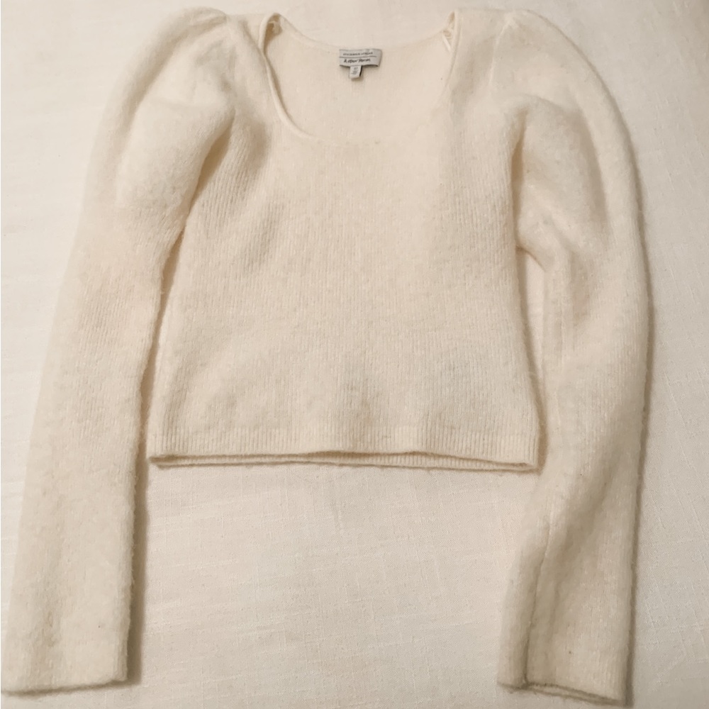 Alpaca blend cream sweater 🤍